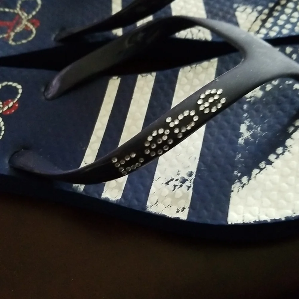 Shoes - Picture 4 of 5